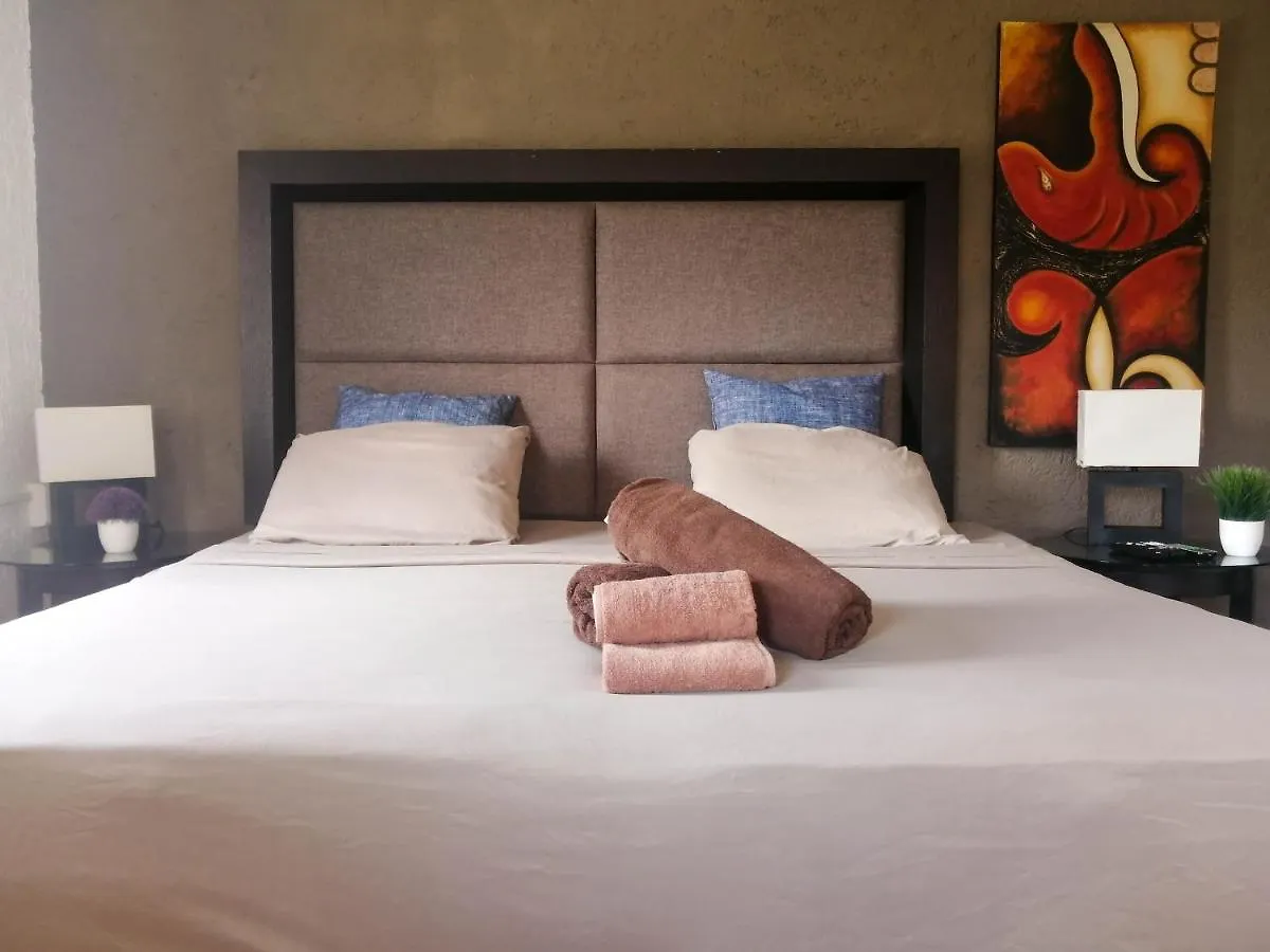 Embarcadero Maya B&B Playa del Carmen Bed and breakfast