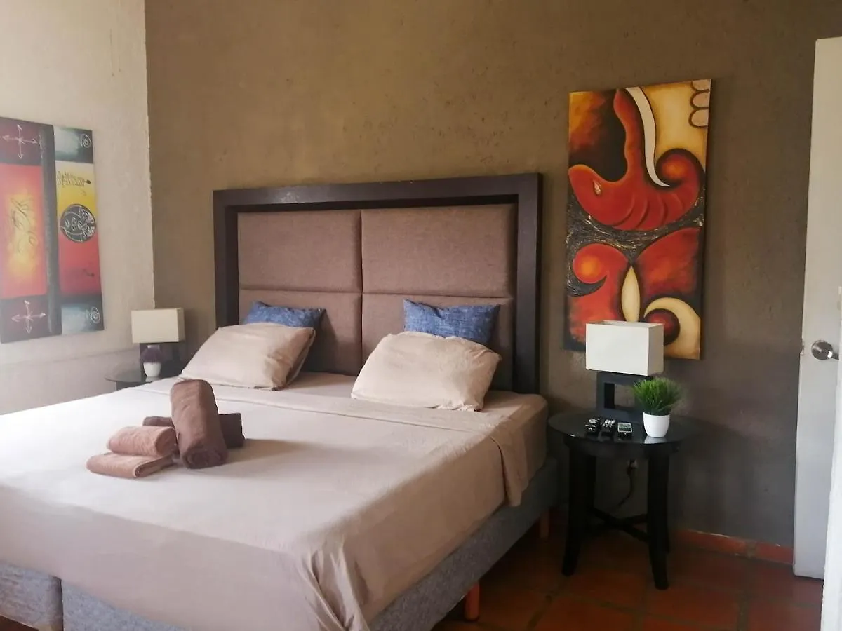 Embarcadero Maya B&B Playa del Carmen 3*,
